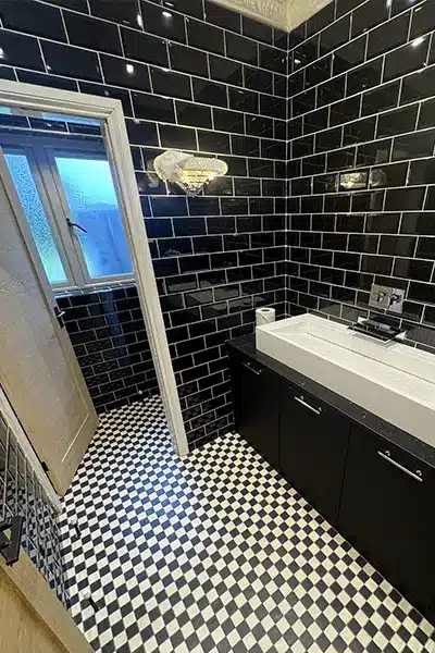 tiled-bathroom