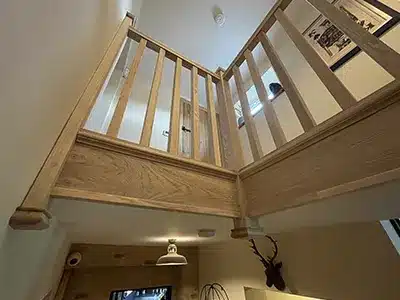wooden-oak-staicase-railing-bannister
