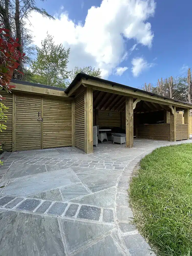 outdoor-seating-area